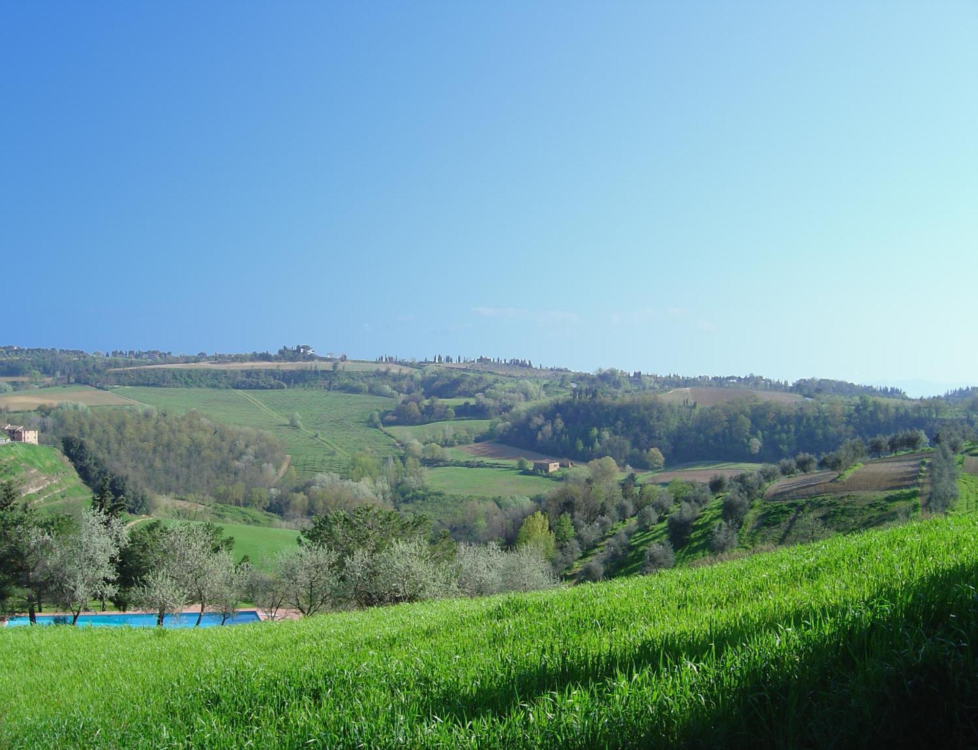 הוילה מונטאיונה Borgo Il Poggio Agritourismo מראה חיצוני תמונה